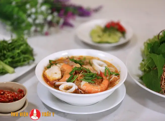 Đánh Giá Chi Tiết Top 5 Quán Bún Nước Lèo Sóc Trăng Chuẩn Vị Nhất Hiện Nay
