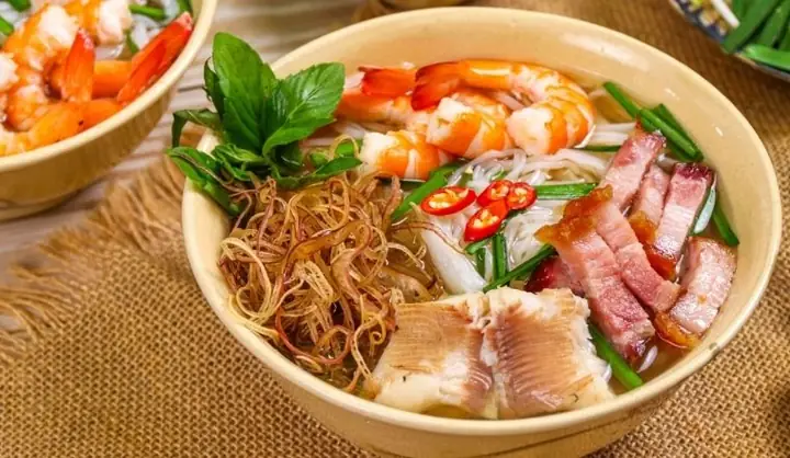 Bún Nước Lèo Trà Vinh: Khám Phá Bí Quyết Hương Vị Đặc Trưng Của Miền Tây Sông Nước Bún Nước Lèo Trà Vinh: Khám Phá Bí Quyết Hương Vị Đặc Trưng Của Miền Tây Sông Nước