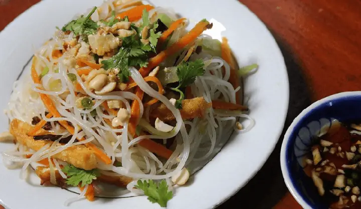 Bún Xào Chay Bao Nhiêu Calo: Phân Tích Chi Tiết Dinh Dưỡng Và Thực Đơn Phù Hợp Bún Xào Chay Bao Nhiêu Calo: Phân Tích Chi Tiết Dinh Dưỡng Và Thực Đơn Phù Hợp