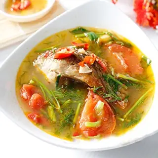 Cá Chép Nấu Thi La Là Gì? Nguồn Gốc, Ý Nghĩa Và Hướng Dẫn Chế Biến Món Ăn Đặc Sản