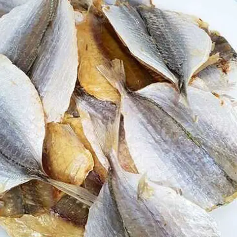 Cá Chỉ Vàng Kho Cà Chua: Công Thức Nấu Ngon Chuẩn Vị, Bí Quyết Từ Chuyên Gia Ẩm Thực Cá Chỉ Vàng Kho Cà Chua: Công Thức Nấu Ngon Chuẩn Vị, Bí Quyết Từ Chuyên Gia Ẩm Thực