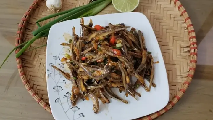 Đánh Giá Chi Tiết 5 Loại Cá Cơm Khô Rim Chua Ngọt Ngon Chuẩn Vị Nhất Hiện Nay Đánh Giá Chi Tiết 5 Loại Cá Cơm Khô Rim Chua Ngọt Ngon Chuẩn Vị Nhất Hiện Nay