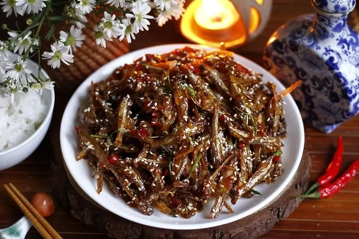 Đánh Giá Chi Tiết 5 Loại Cá Cơm Khô Rim Chua Ngọt Ngon Chuẩn Vị Nhất Hiện Nay Đánh Giá Chi Tiết 5 Loại Cá Cơm Khô Rim Chua Ngọt Ngon Chuẩn Vị Nhất Hiện Nay
