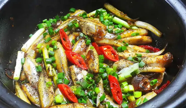Đánh Giá Chi Tiết Cá Lòng Tong Kho Khô: Top 5 Thương Hiệu Ngon, Uy Tín Nhất Hiện Nay