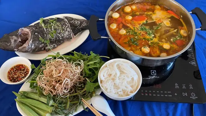 Cá Mú Nấu Lẩu Thái: Cách Nấu Lẩu Thái Chua Cay Chuẩn Vị Nhà Hàng
