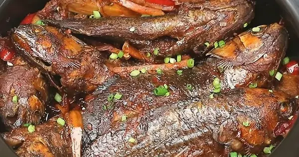 Cá Phi Kho Tương Hột: Công Thức Nấu Ăn Độc Đáo Hấp Dẫn Cá Phi Kho Tương Hột: Công Thức Nấu Ăn Độc Đáo Hấp Dẫn