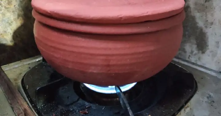 Cá Tép Kho Tương Gừng: Công Thức Chi Tiết Và Bí Quyết Để Món Ăn Đậm Đà Chuẩn Vị Cá Tép Kho Tương Gừng: Công Thức Chi Tiết Và Bí Quyết Để Món Ăn Đậm Đà Chuẩn Vị