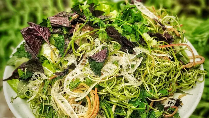Khám Phá Phong Phú Thế Giới Các Loại Rau Ăn Sống Ngon Miệng Và Tốt Cho Sức Khỏe Khám Phá Phong Phú Thế Giới Các Loại Rau Ăn Sống Ngon Miệng Và Tốt Cho Sức Khỏe