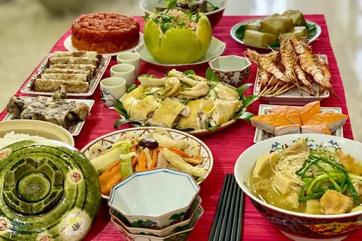 Các Món Ăn Cúng Rằm: Danh Sách Đầy Đủ Và Ý Nghĩa Văn Hóa Trong Ẩm Thực Việt Nam