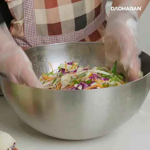 Khám Phá 15+ Món Gỏi Ngon Miền Nam Đặc Sắc, Dễ Làm Tại Nhà Khám Phá 15+ Món Gỏi Ngon Miền Nam Đặc Sắc, Dễ Làm Tại Nhà