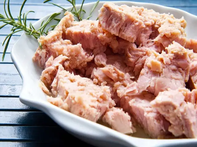 Khám Phá 15+ Món Ngon Từ Cá Ngừ Hộp Giúp Đổi Gió Thực Đơn Gia Đình