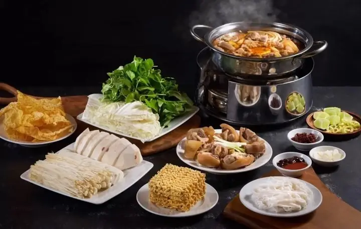Khám Phá Top 10 Món Lẩu Miền Bắc Ngon Nức Tiếng, Đậm Vị Trữ Tình