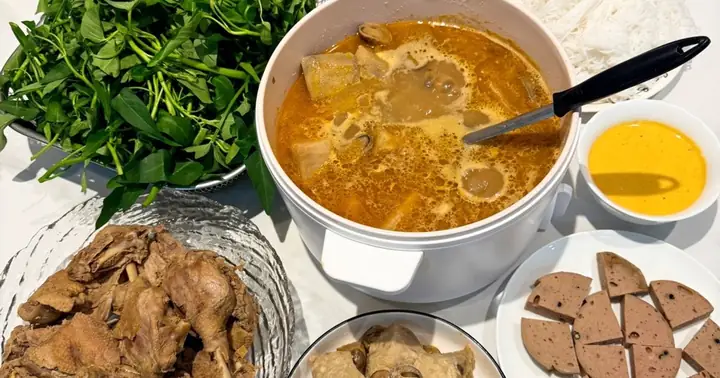 Khám Phá Thế Giới Ẩm Thực: Các Món Lẩu Từ Vịt Độc Đáo Và Hấp Dẫn