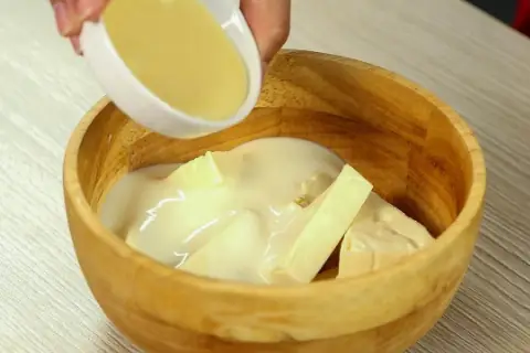 Khám Phá Các Món Ngon Với Sữa Chua: Từ Món Tráng Miệng Đến Nguyên Liệu Bất Ngờ
