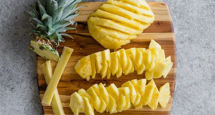 Cách Cắt Dứa Nấu Canh Chuẩn Vị: Hướng Dẫn Chi Tiết Từ A Đến Z Cho Người Mới Cách Cắt Dứa Nấu Canh Chuẩn Vị: Hướng Dẫn Chi Tiết Từ A Đến Z Cho Người Mới