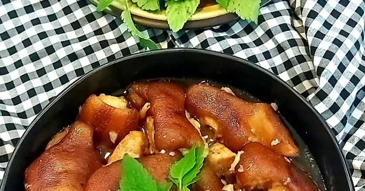 Hướng Dẫn Chi Tiết Cách Chặt Chân Giò Nấu Giả Cầy Ngon Chuẩn Vị Hướng Dẫn Chi Tiết Cách Chặt Chân Giò Nấu Giả Cầy Ngon Chuẩn Vị