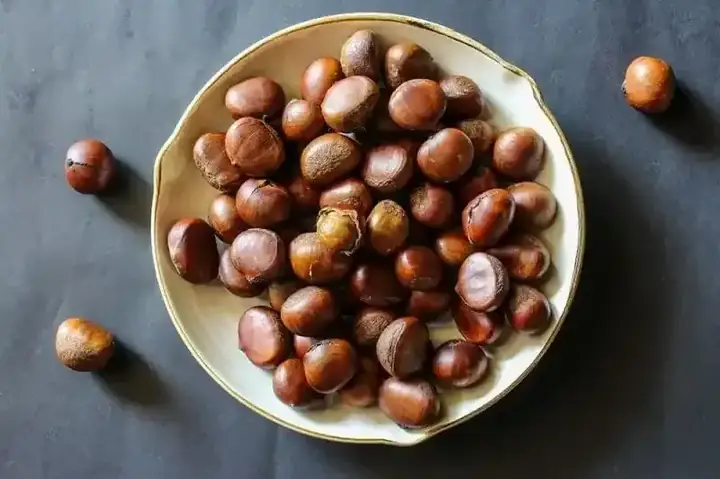 Các Cách Chế Biến Hạt Dẻ Ngon Và Bổ Dưỡng Nhất Cho Thực Đơn Gia Đình Các Cách Chế Biến Hạt Dẻ Ngon Và Bổ Dưỡng Nhất Cho Thực Đơn Gia Đình