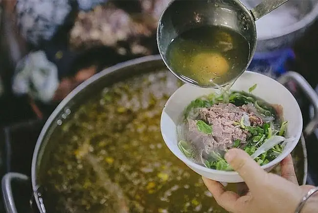 Cách Hầm Xương Nấu Phở Chuẩn Vị Bắc, Đậm Đà Và Trong Trẻo