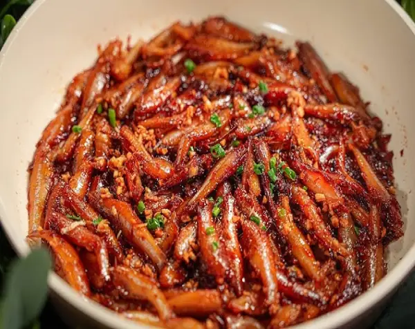 Cách Kho Cá Cơm Ngon Chuẩn Vị Nhà Hàng