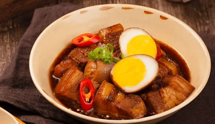 Cách Kho Thịt Heo Mau Mềm