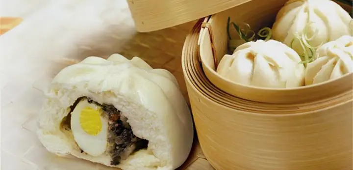 Cách Làm Bánh Bao Nhân Thịt Trứng Cút Tại Nhà Thơm Ngon, Béo Ngậy Cách Làm Bánh Bao Nhân Thịt Trứng Cút Tại Nhà Thơm Ngon, Béo Ngậy