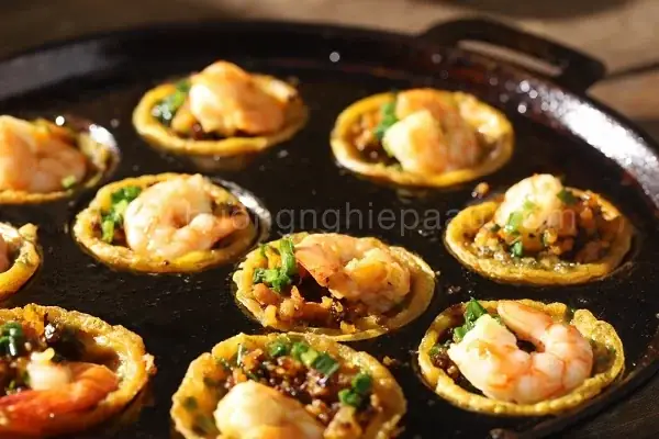 Cách Làm Bánh Căn Miền Trung Chuẩn Vị, Crispy Vàng Ươm Tại Nhà