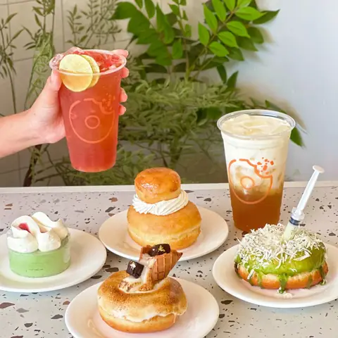 Cách Làm Bánh Donut Đơn Giản Tại Nhà Với Nồi Chiên Không Dầu