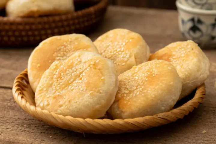 Cách Làm Bánh Hạt Dẻ Thơm Ngon, Béo Bùi Chuẩn Vị Tại Nhà