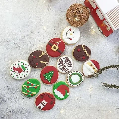 Cách Làm Bánh Noel Đơn Giản Tại Nhà Cho Người Mới Bắt Đầu