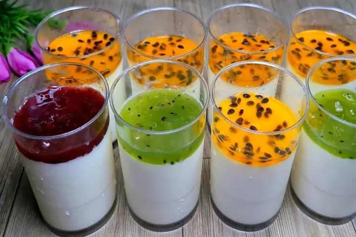 Cách Làm Bánh Panna Cotta Chuẩn Vị Italy Kem Mịn, Béo Ngậy Tại Nhà Cách Làm Bánh Panna Cotta Chuẩn Vị Italy Kem Mịn, Béo Ngậy Tại Nhà