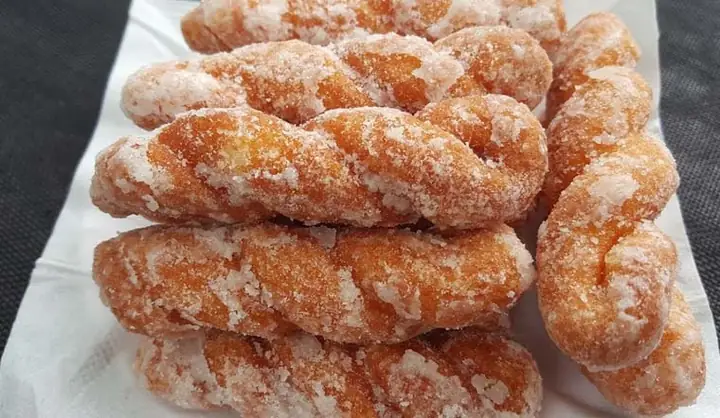 Cách Làm Bánh Quai Chèo Chuẩn Vị Huế Thơm Ngon, Dễ Thực Hiện Tại Nhà