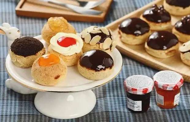 Cách Làm Bánh Su Singapore Béo Ngậy, Cốt Bánh Xốp Mềm Chuẩn Vị
