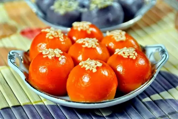 Cách Làm Bánh Trôi Gấc Nhân Đậu Xanh Chuẩn Vị Truyền Thống