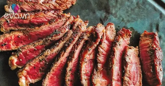 Cách Làm Bò Bít Tết Áp Chảo Ngon Chuẩn Nhà Hàng