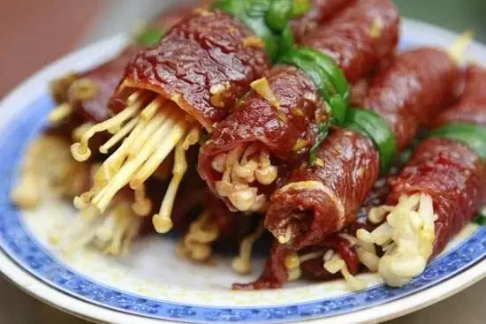 Cách Làm Bò Cuộn Kim Châm Nướng Chuẩn Vị Nhà Hàng
