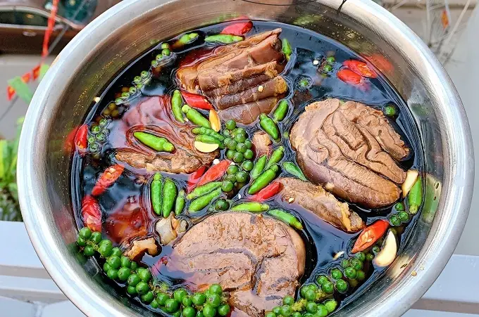 Cách Làm Bò Ngâm Xì Dầu Ngon Chuẩn Vị, Thịt Mềm Không Bị Khô