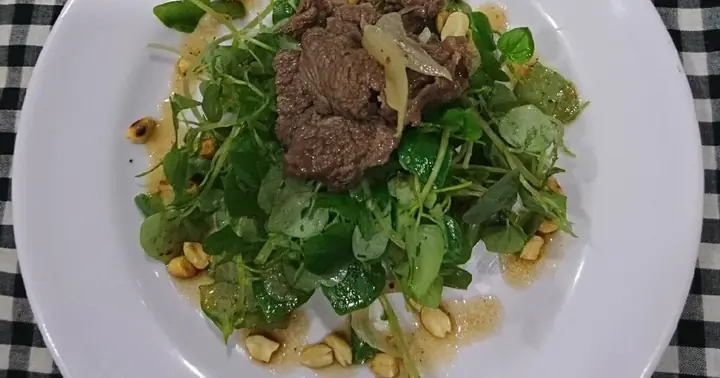 Cách Làm Bò Sốt Me Rau Càng Cua: Bí Quyết Tạo Nên Hương Vị Chua Ngọt Chuẩn Vị Miền Tây Cách Làm Bò Sốt Me Rau Càng Cua: Bí Quyết Tạo Nên Hương Vị Chua Ngọt Chuẩn Vị Miền Tây