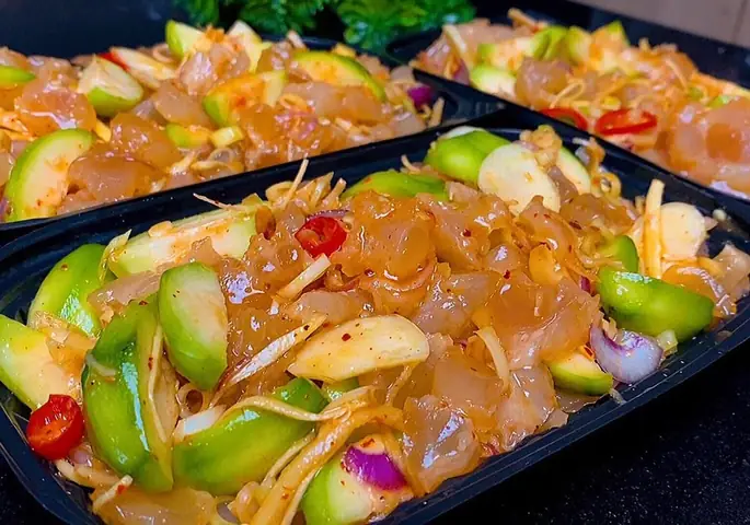 Cách Làm Bò Sốt Thái Chua Cay Chuẩn Vị Nhà Hàng