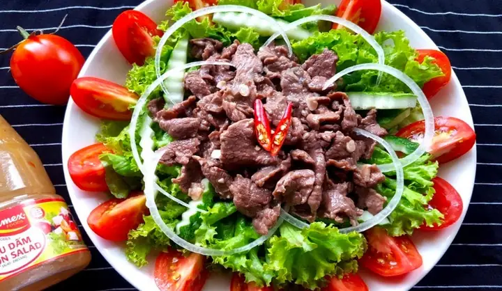 Cách Làm Bò Trộn Salad: Bí Quyết Biến Món Ăn Đơn Giản Thành Bữa Tiệc Healthy Cách Làm Bò Trộn Salad: Bí Quyết Biến Món Ăn Đơn Giản Thành Bữa Tiệc Healthy