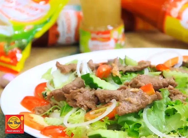 Cách Làm Bò Trộn Salad: Bí Quyết Biến Món Ăn Đơn Giản Thành Bữa Tiệc Healthy Cách Làm Bò Trộn Salad: Bí Quyết Biến Món Ăn Đơn Giản Thành Bữa Tiệc Healthy