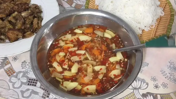 Cách Làm Bún Chả Chan Chuẩn Vị Hà Nội Tại Nhà