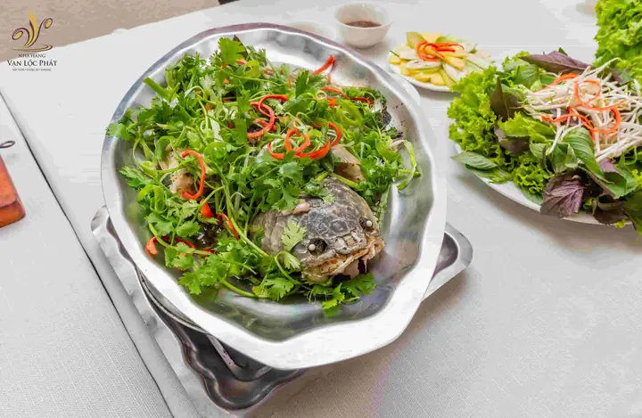 Cách Làm Cá Lóc Hấp Cuốn Bánh Tráng Chuẩn Vị Nam Bộ