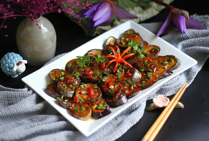 Cách Làm Cà Tím Kho Chay Thơm Ngon Đậm Đà, Đổi Vị Cho Ngày Chay Cách Làm Cà Tím Kho Chay Thơm Ngon Đậm Đà, Đổi Vị Cho Ngày Chay