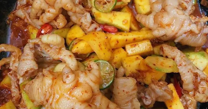 Cách Làm Chân Gà Rút Xương Ngâm Xoài Chua Cay Ngon Chuẩn Vị