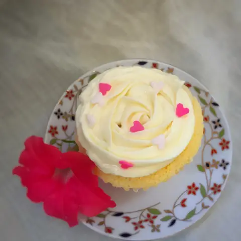 Cách Làm Cupcake Kem Tươi Ngon Mềm, Béo Ngậy Chuẩn Vị Bakery