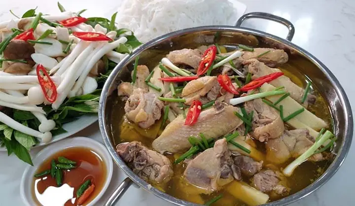 Cách Làm Gà Nấu Lá Quế Thơm Ngon, Chuẩn Vị Miền Tây Cách Làm Gà Nấu Lá Quế Thơm Ngon, Chuẩn Vị Miền Tây