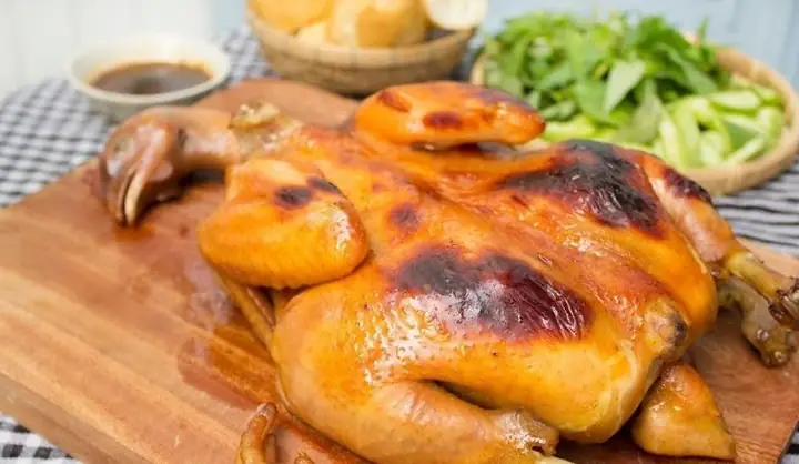 Cách Làm Gà Quay Bằng Nồi Chiên Không Dầu Giòn Rụm, Thịt Juicy Ngay Tại Nhà Cách Làm Gà Quay Bằng Nồi Chiên Không Dầu Giòn Rụm, Thịt Juicy Ngay Tại Nhà