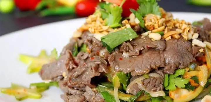 Cách Làm Gỏi Bắp Bò Bóp Thấu Chua Cay Giòn Ngon Chuẩn Vị