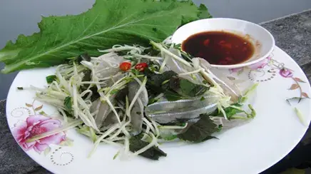 Cách Làm Gỏi Cá Cơm Trỏng Chuẩn Vị Miền Tây