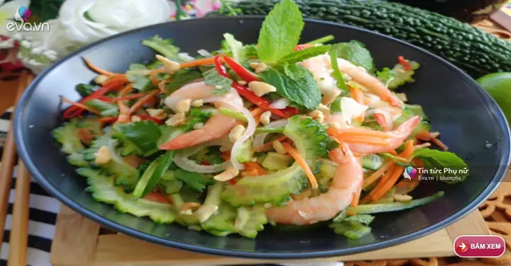 Cách Làm Gỏi Khổ Qua: 3 Công Thức Trọn Vị Từ Dân Dã Đến Đặc Sản Cách Làm Gỏi Khổ Qua: 3 Công Thức Trọn Vị Từ Dân Dã Đến Đặc Sản